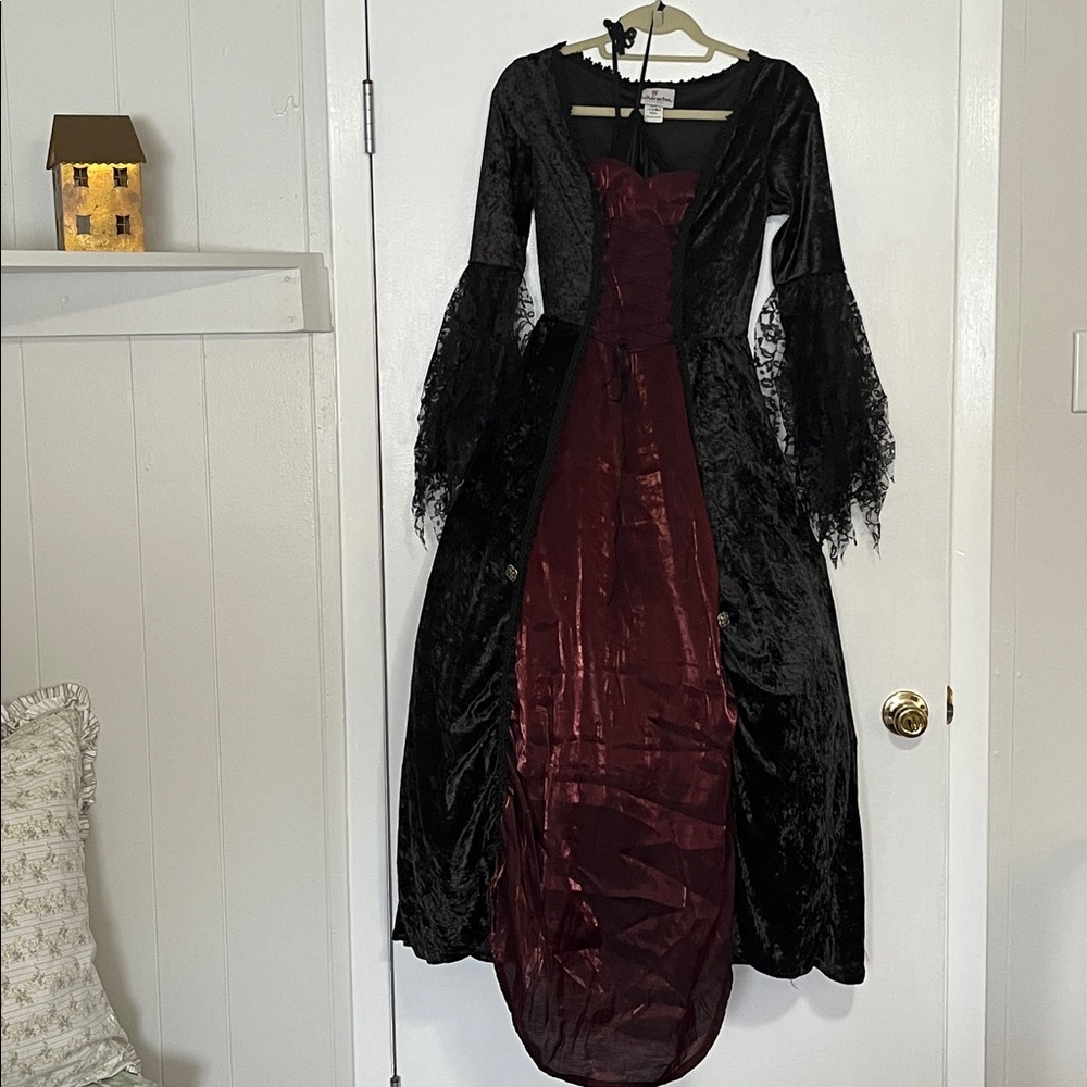 InCharacter Gothic Vampira Costume Medium Vintage EUC